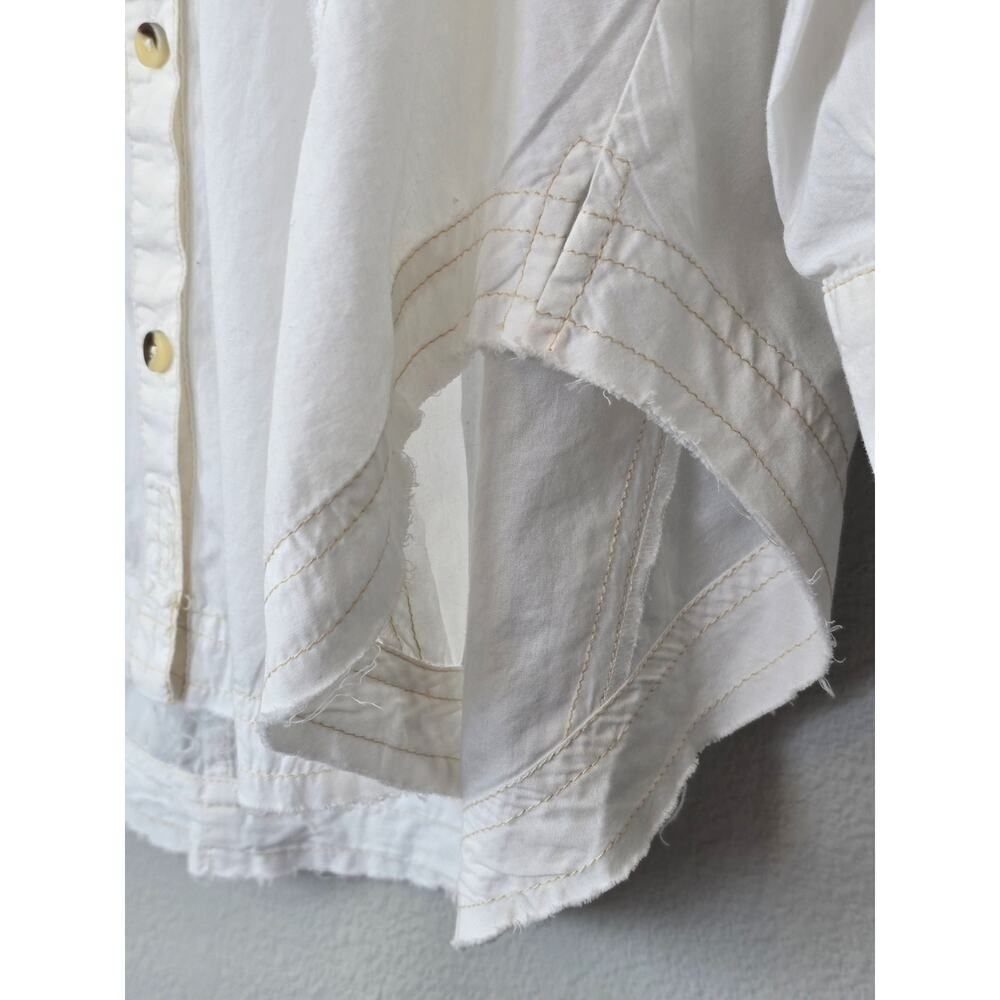 We The Free White Button‑Down Shirt Oversized Women’s L Urban Outfitters Cotton - Picture 3 of 10